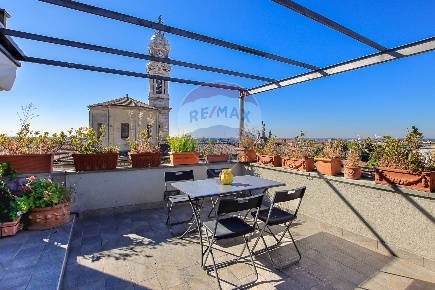 Foto Attico a Bergamo Centro di 140 m² con 4 locali in vendita
