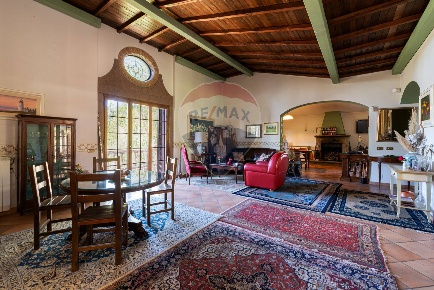 Foto Villa singola in Strada Mola dei Monti, Campagnano di Roma di 230 m²