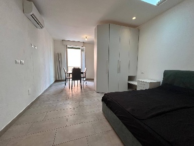 Foto Appartamento in Via Ferrarese, Bologna Bolognina di 40 m² con 1 locali