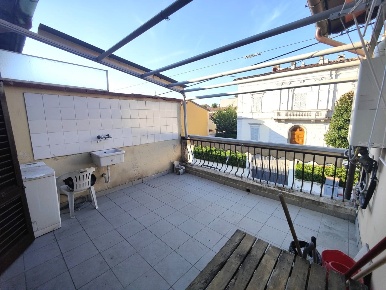 Foto Appartamento in PIAZZA DEL POPOLO, Signa Centro di 110 m² con 5 locali