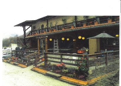 Foto Attività commerciale in Via Losa, Pessinetto di 1800 m² con 20 locali