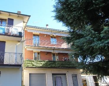 Foto Appartamento in Via Magazzino, Valsamoggia Magazzino di 90 m²