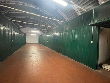 Foto Box in Via Giuseppe Ripamonti 177, Milano Vigentino - Fatima di 12 m²