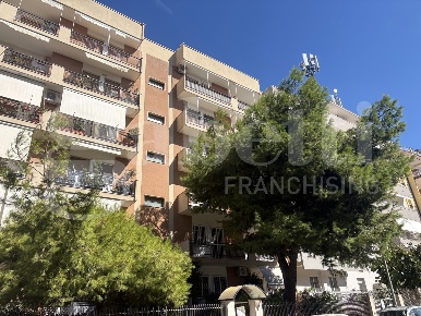 Foto Appartamento in Via siponto 4, Bari Japigia di 120 m² con 5 locali