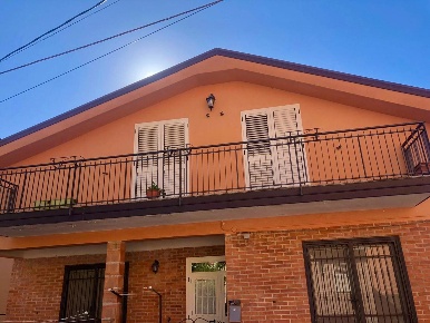 Foto Appartamento in Via dei Gerani 1, Ascea Centro di 109 m² con 4 locali