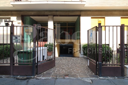 Foto Box in Via Bolzano 29/A, Milano Rovereto di 18 m² in vendita