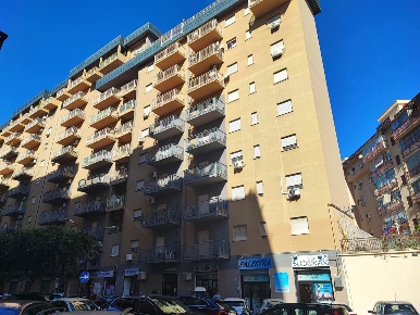 Foto Appartamento in Via Volontari Italiani Del Sangue 11, Palermo