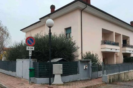 Foto Box in Via Puccini, Tavullia di 29 m² con 1 locali in vendita