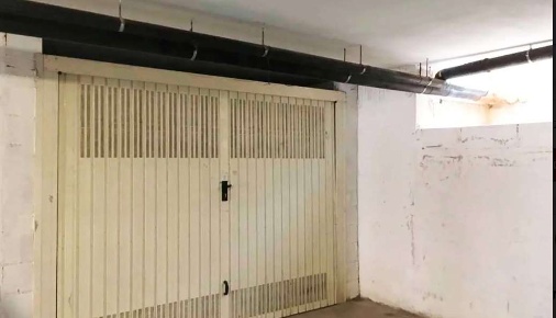 Foto Box in Via Mascagni, Tavullia di 29 m² con 1 locali in vendita