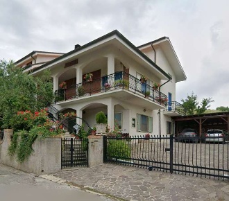 Foto Appartamento in Via Raffaello Sanzio, Montefelcino Villa Palombara