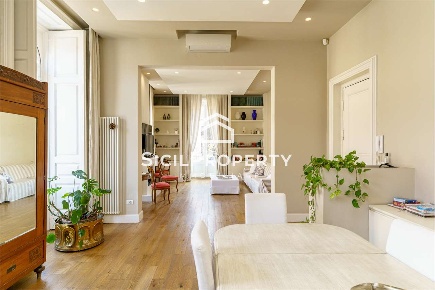 Foto Appartamento in via Aloi 17, Catania XX Settembre - Tribunale