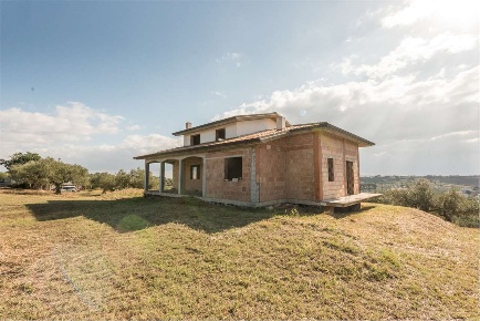 Foto Casa indipendente in via vicenne snc, Pianella di 300 m² con 5 locali
