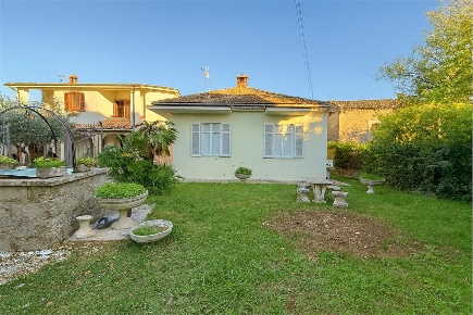 Foto Appartamento in VIA MARIA 332, Frosinone Madonna Della Neve di 102 m²