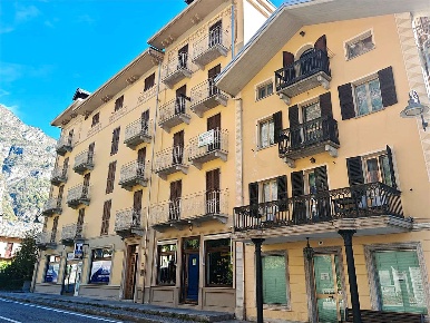 Foto Appartamento in Chef Lieu, Issime di 85 m² con 3 locali in vendita