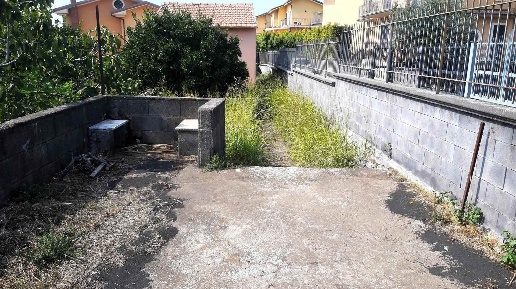 Foto Terreno edificabile in Via Tito Manlio Manzella, Trecastagni di 412 m²