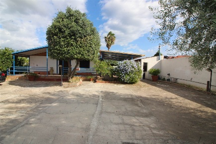 Foto Villa unifamiliare in C/DA MORTILLETTO, Augusta di 80 m² con 4 locali