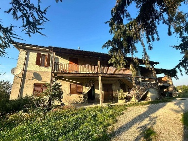 Foto Casa indipendente a San Giorgio Piacentino Centro di 360 m² in vendita