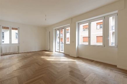 Foto Appartamento in via locatelli, Bergamo Centro di 110 m² con 3 locali