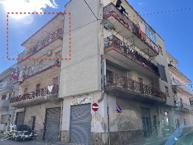 Foto Appartamento in Via Giordano 16, Palagiano di 110 m² con 3 locali