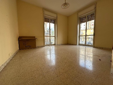 Foto Appartamento a Salerno Centro di 140 m² con 5 locali in vendita