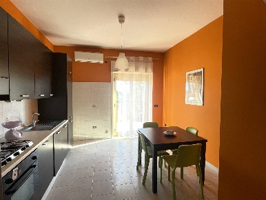 Foto Appartamento a San Giovanni la Punta Centro di 60 m² con 2 locali