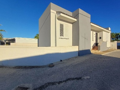Foto Villa unifamiliare in Via Leonardo da Vinci, Petrosino di 207 m²