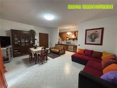 Foto Appartamento in VIA DEGLI ULIVI, Campi Bisenzio San Donnino di 110 m²