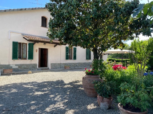 casa indipendente in vendita a Poggibonsi