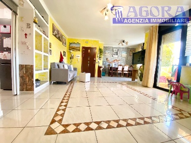 Foto Appartamento a Latina Centro di 106 m² con 5 locali in vendita