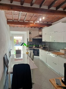 Foto Case semi ndipendenti a Lucca San Pietro a Vico - San Cassiano