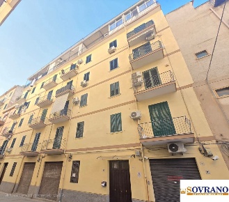 Foto Appartamento a Palermo Sperone di 110 m² con 4 locali in vendita