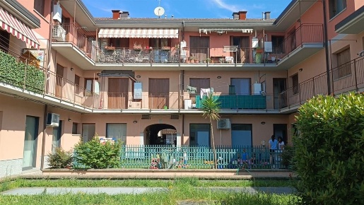 Foto Appartamento a Dairago di 86 m² con 3 locali in vendita