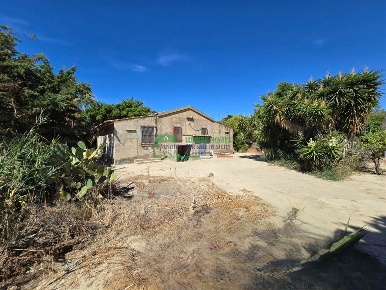 Foto Casa indipendente a Butera di 75 m² in vendita