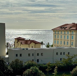 Foto Attico in via LAIOLO, Spotorno di 120 m² con 4 locali in affitto