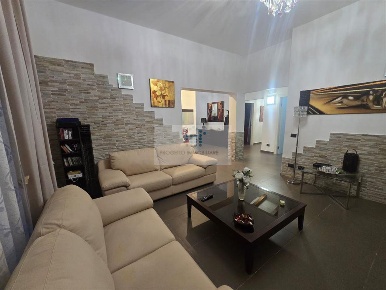 Foto Villa unifamiliare a Siracusa Epipoli di 160 m² con 5 locali