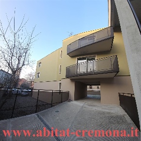 Foto Appartamento in via vasto, Cremona Centro di 85 m² con 3 locali