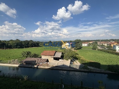 Foto Casa indipendente a Filago di 648 m² in vendita