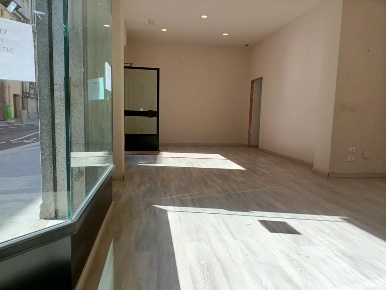 Foto Negozio a Cassano d'Adda di 63 m² in vendita