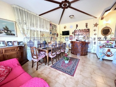 Foto Appartamento in via provinciale ovest, Arquà Polesine di 103 m²