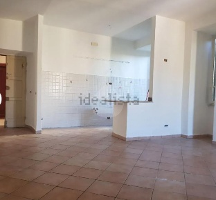 Foto Appartamento in via Giuseppe Picchioni, Tivoli Zona Empolitana