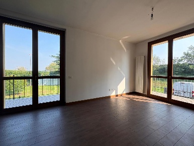 Foto Villa bifamiliare in Via CAMILLO BENSO CAVOUR 8, Marcallo con Casone