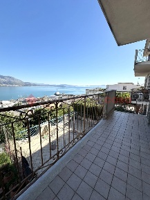 Foto Appartamento in Costa delle Ginestre, Gaeta di 125 m² con 4 locali