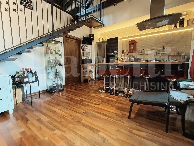 Foto Duplex in Via Stazione 39, Sasso Marconi Centro di 110 m² con 5 locali