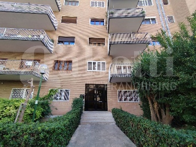 Foto Appartamento in Papa Innocenzo XII, Bari Poggiofranco di 130 m²