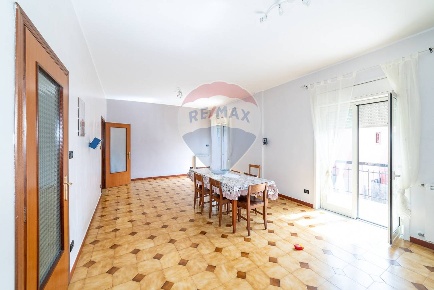 Foto Appartamento in Via Silva, Belpasso Centro di 140 m² con 5 locali