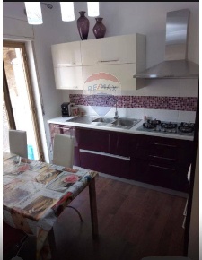 Foto Appartamento in Via Alaimo, Caltanissetta Centro di 68 m² con 4 locali