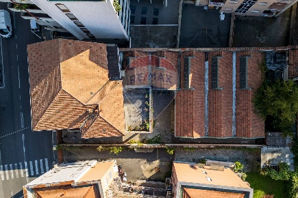 Foto Casa indipendente in via mameli, Busto Arsizio Frati di 800 m²