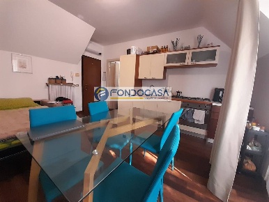 Foto Appartamento in viale Marconi, Desenzano del Garda Desenzano Centro