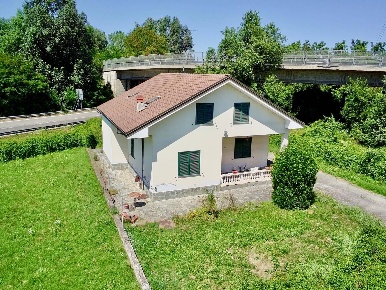 Foto Casa indipendente a Alessandria San Michele - Gerlotti di 130 m²