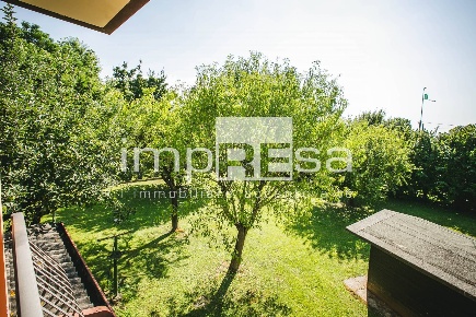 Foto Casa indipendente in Via Sgarbariol, Oderzo Centro di 215 m²